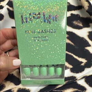 Red Aspen Nail Dashes in “Key Lime Cutie, Katalina”